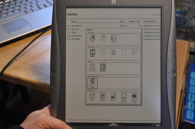 Illustration for article titled iRex Digital Reader 1000S Lightning Review